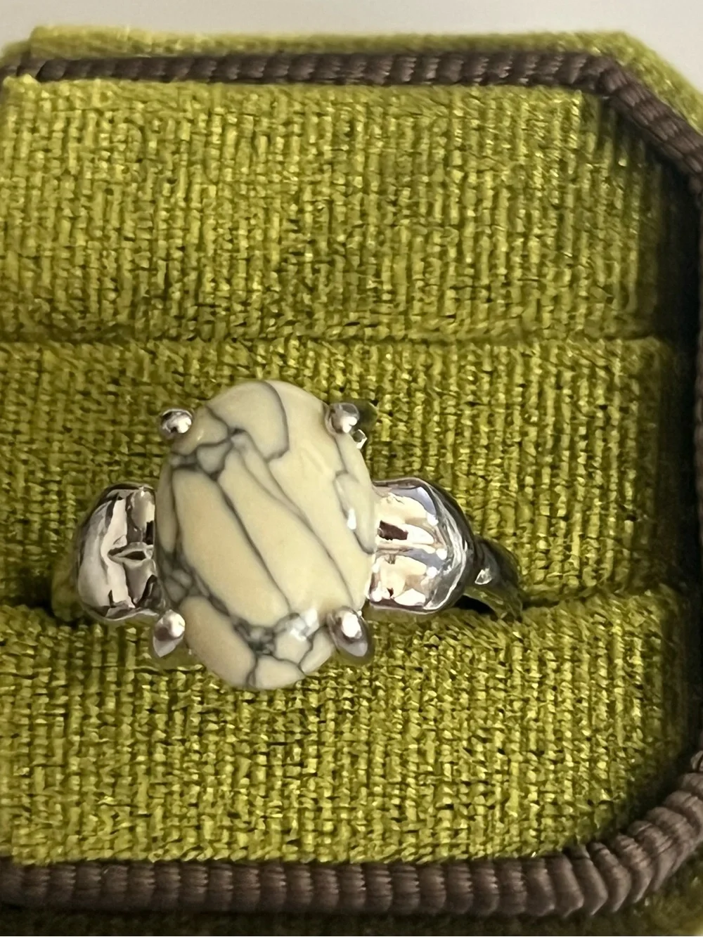 Elegant/ Classic Titanium Steel White w/ Black Marble Design Ring Size 9 NWT